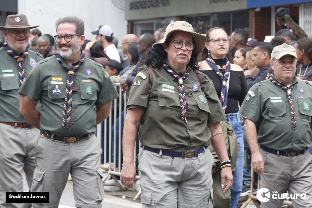 Ato cívico e desfile de 7 de Setembro no centro de Lavras