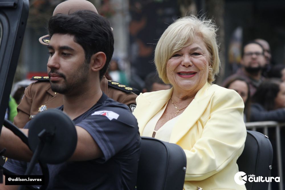 Homenagem a Pedro Henrique Evangelista Ribeiro no desfile de 7 de Setembro em Lavras