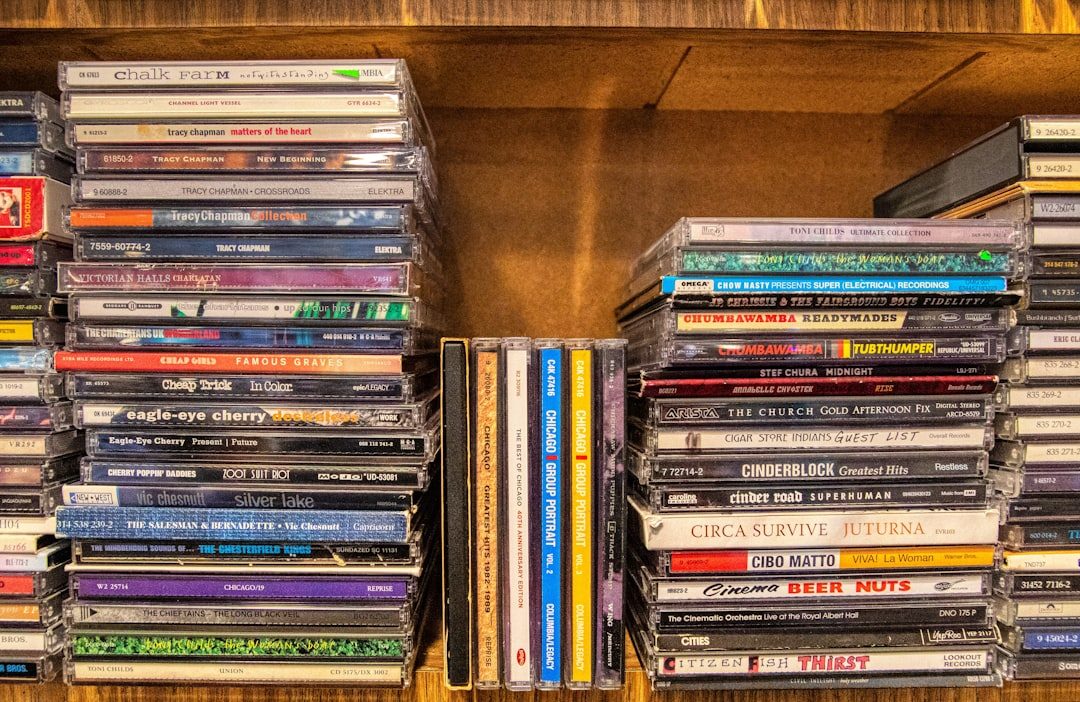 O CD trouxe o botão que mudou tudo: pular faixa. Foto: Mick Haupt/Unsplash (imagem ilustrativa)