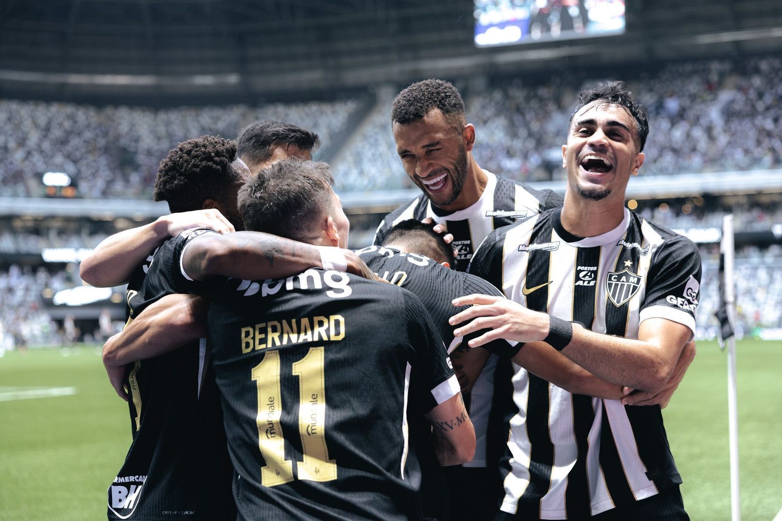 Time do Atlético comemora gol na Arena MRV, palco do jogo de ida da semifinal