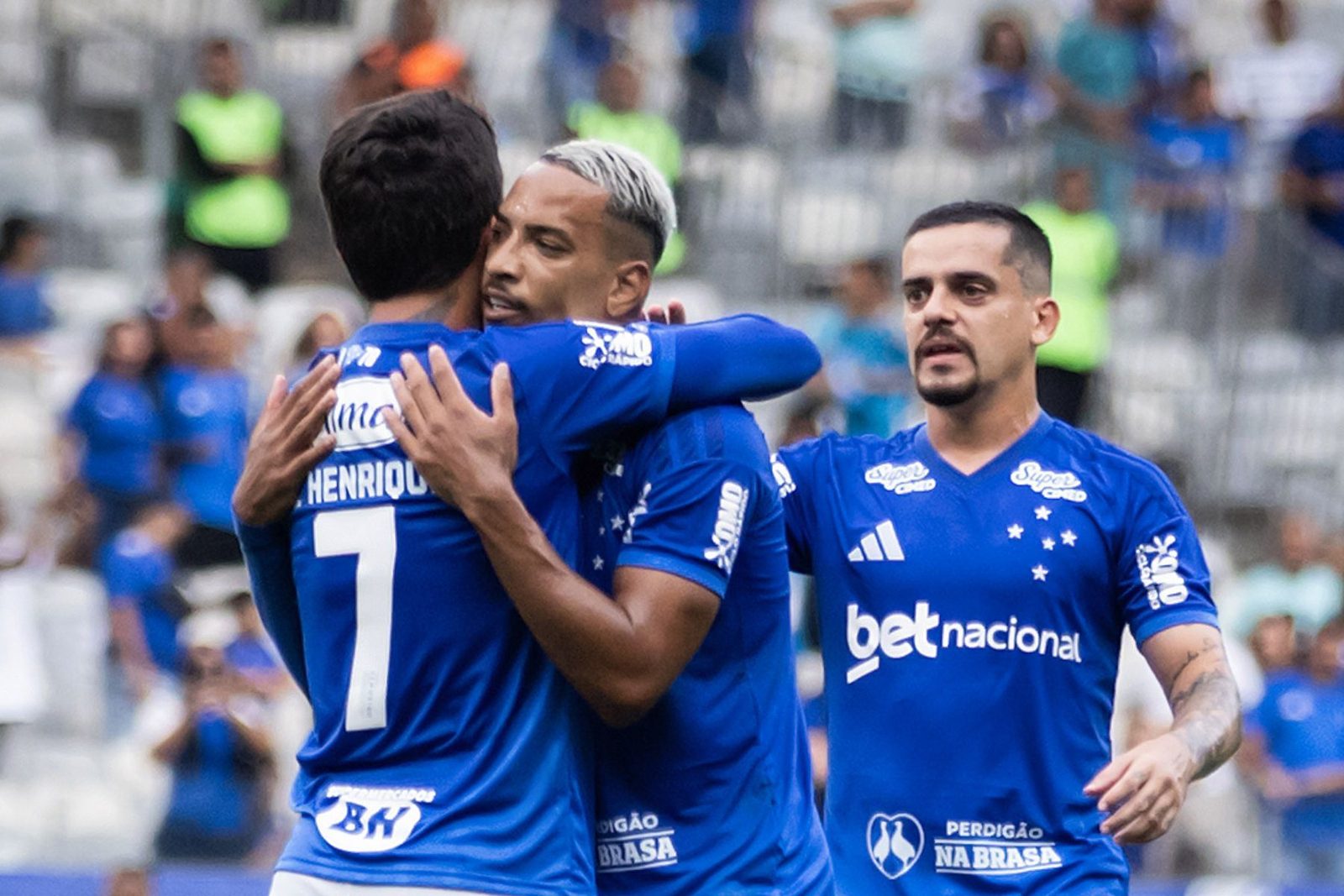 Matheus Pereira abriu o placar e foi o personagem da tarde