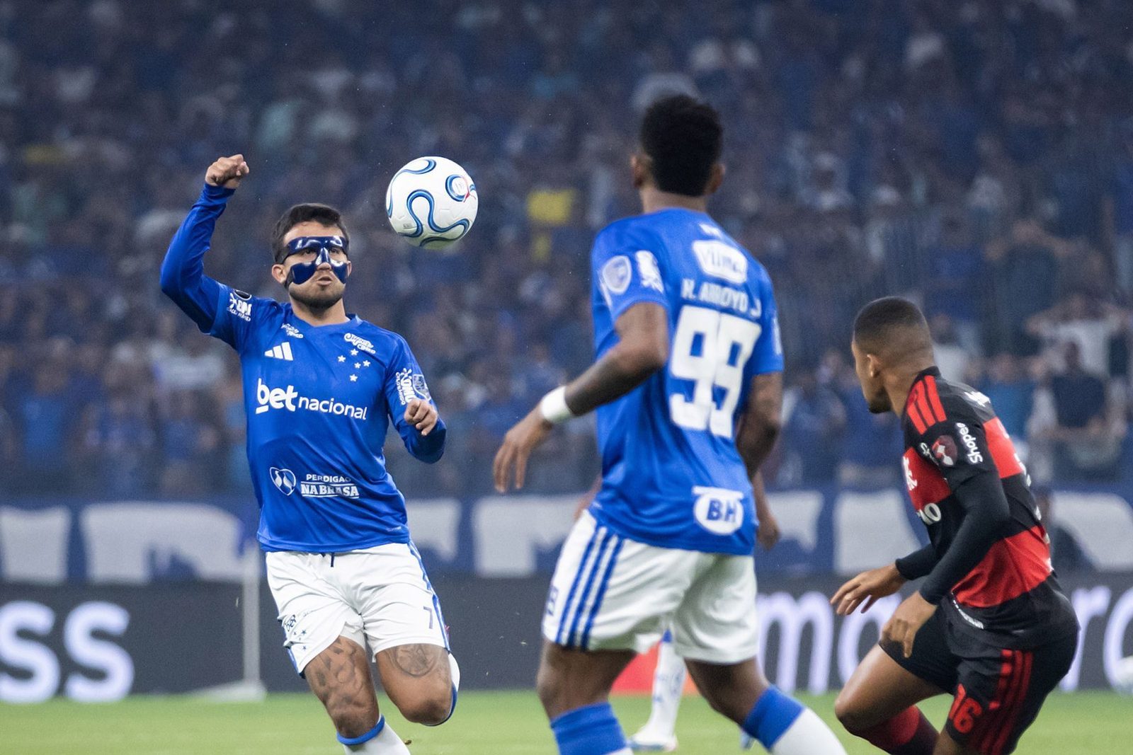 Matheus Henrique nao se recuperou do trauma no nariz e ficou fora da lista