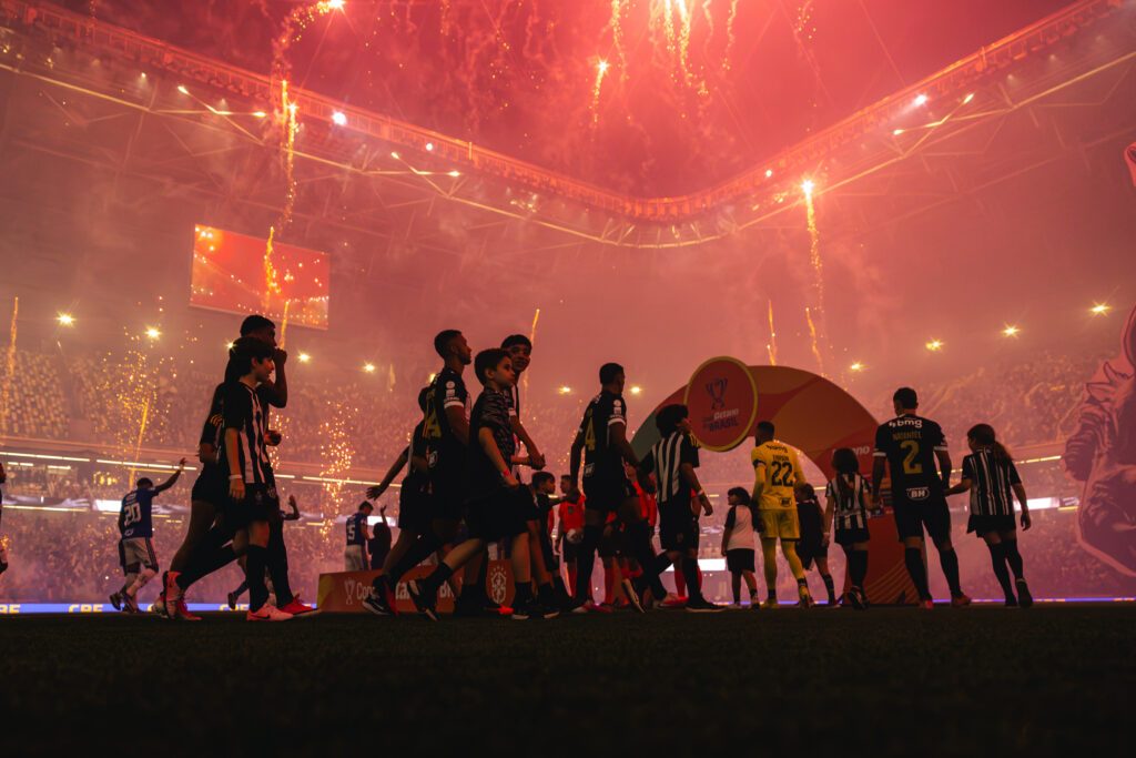 Time comemora a vaga na semifinal da Copa do Brasil