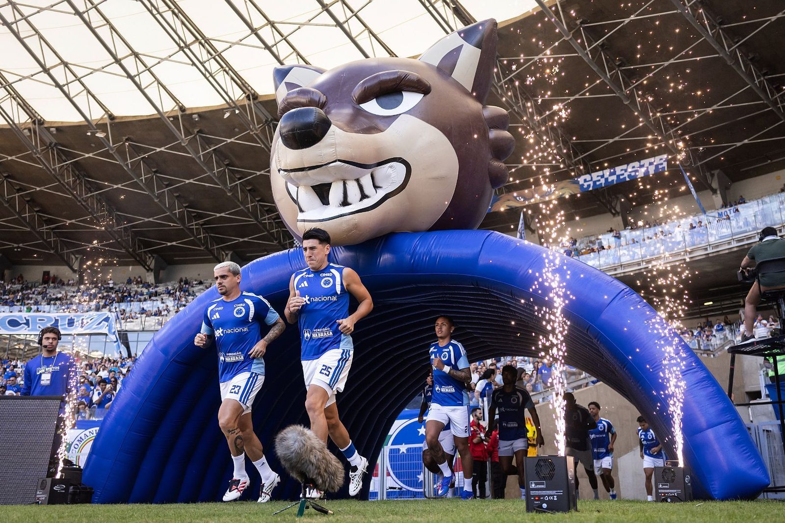 Mineirão recebe Cruzeiro x São Paulo na quarta-feira (7)