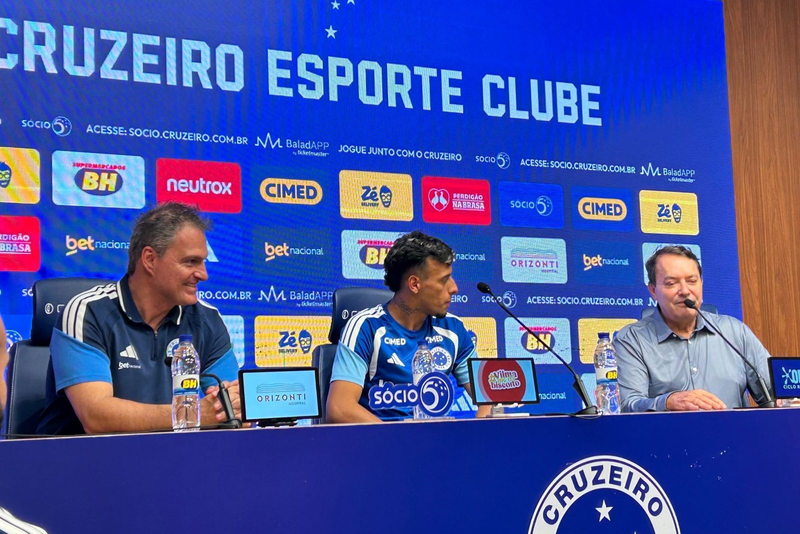 Bruno Spindel, Lucho Rodríguez e Pedro Lourenço na Toca da Raposa II