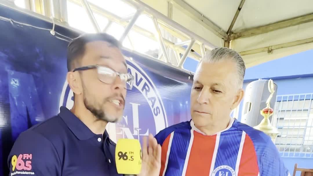 Zé Humberto em entrevista à Rádio Cultura no dia de sua apresentação no Nova Lavras
