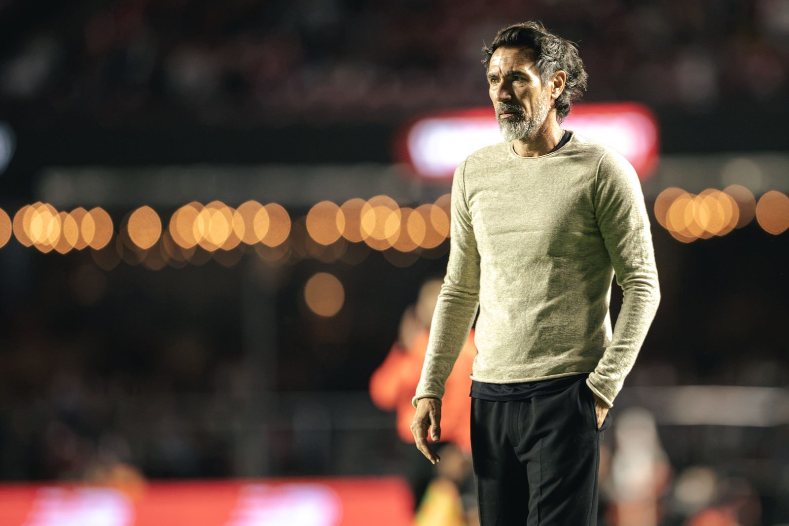 O técnico Eduardo Domínguez, que viu a série invicta de 14 jogos terminar