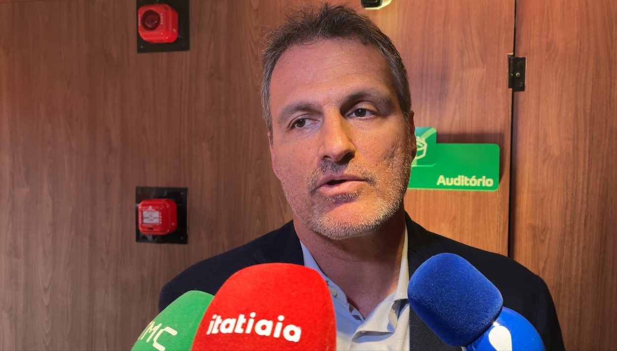 Bruno Spindel, diretor de futebol do Cruzeiro, na sede da CBF durante o sorteio
